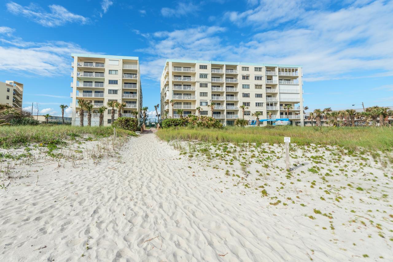 Sandcastles Cocoa Beach Bagian luar foto